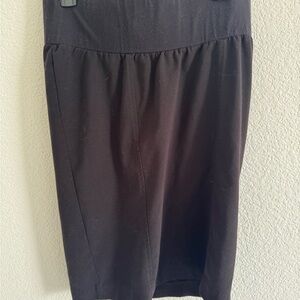 Chic Black Rayon Blend Skirt